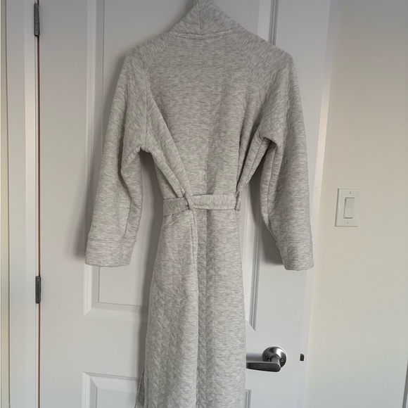 Cozy Gray Robe - Picture 4 of 4